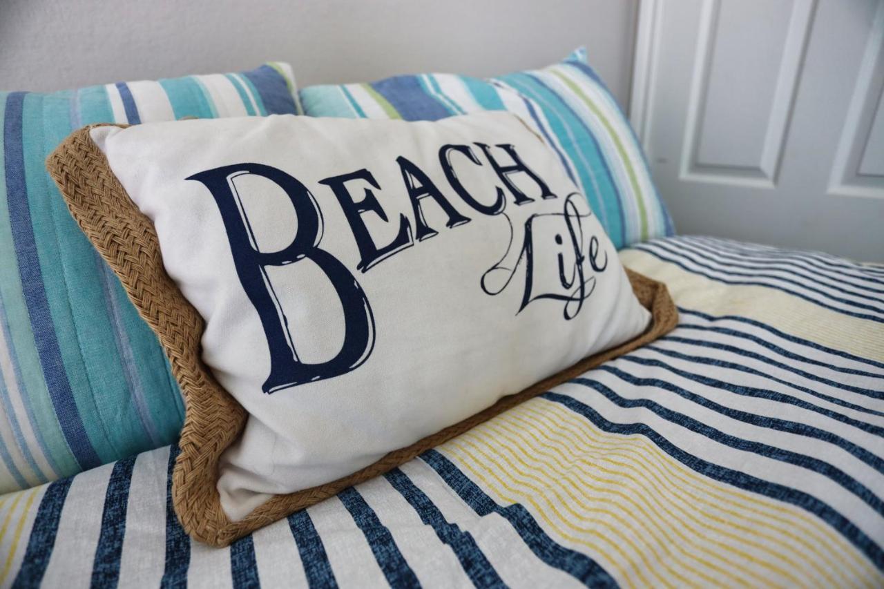 Yellow Beach Haven, Decks, Views, Mere Steps To Sand Galveston Luaran gambar