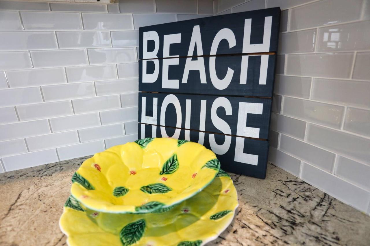 Yellow Beach Haven, Decks, Views, Mere Steps To Sand Galveston Luaran gambar