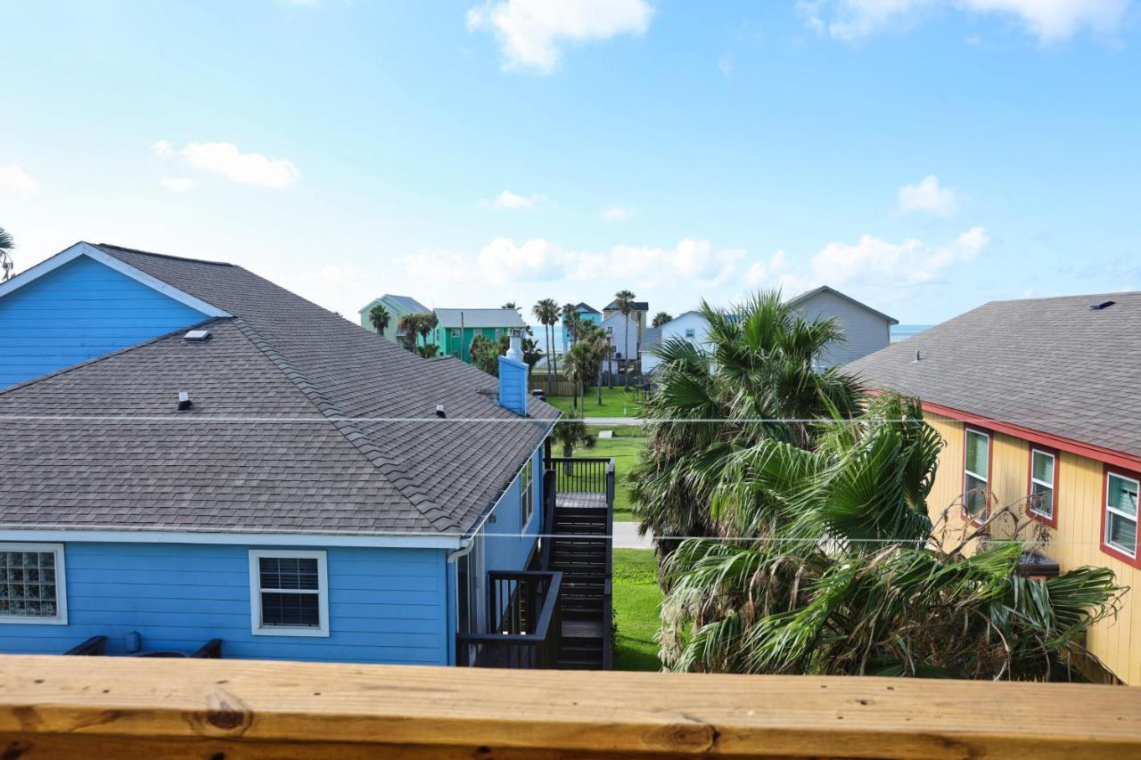 Yellow Beach Haven, Decks, Views, Mere Steps To Sand Galveston Luaran gambar