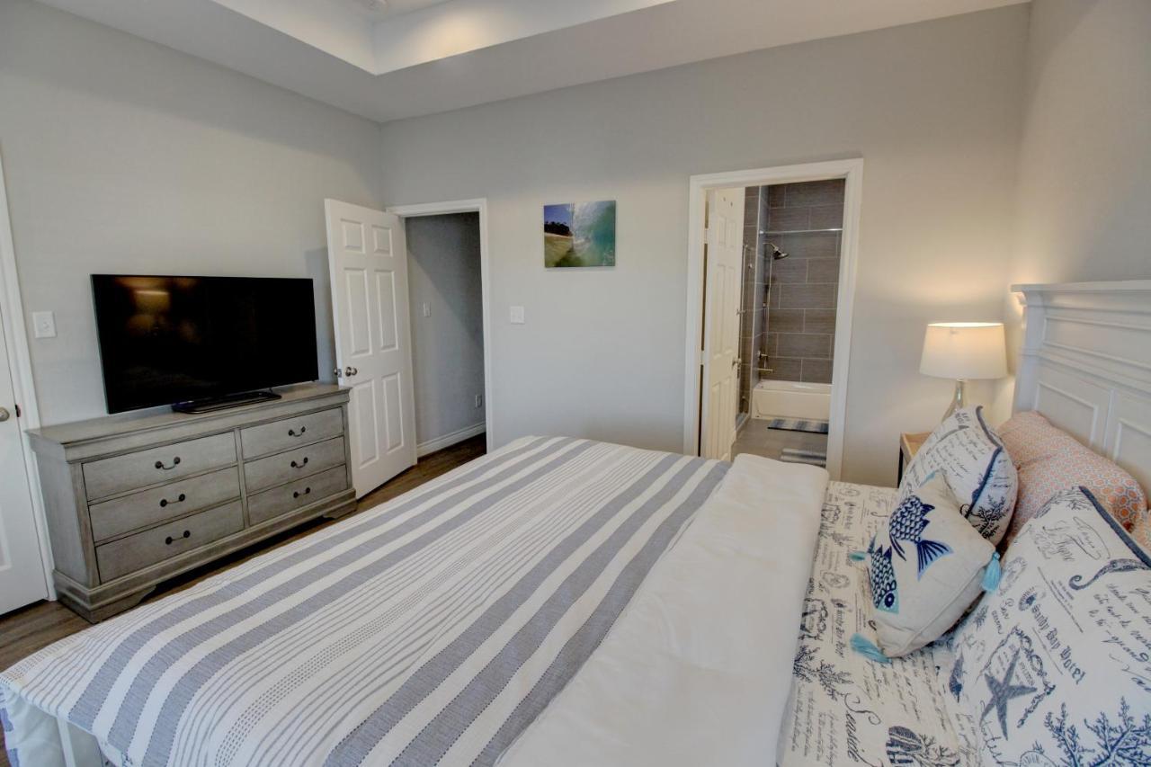Yellow Beach Haven, Decks, Views, Mere Steps To Sand Galveston Luaran gambar